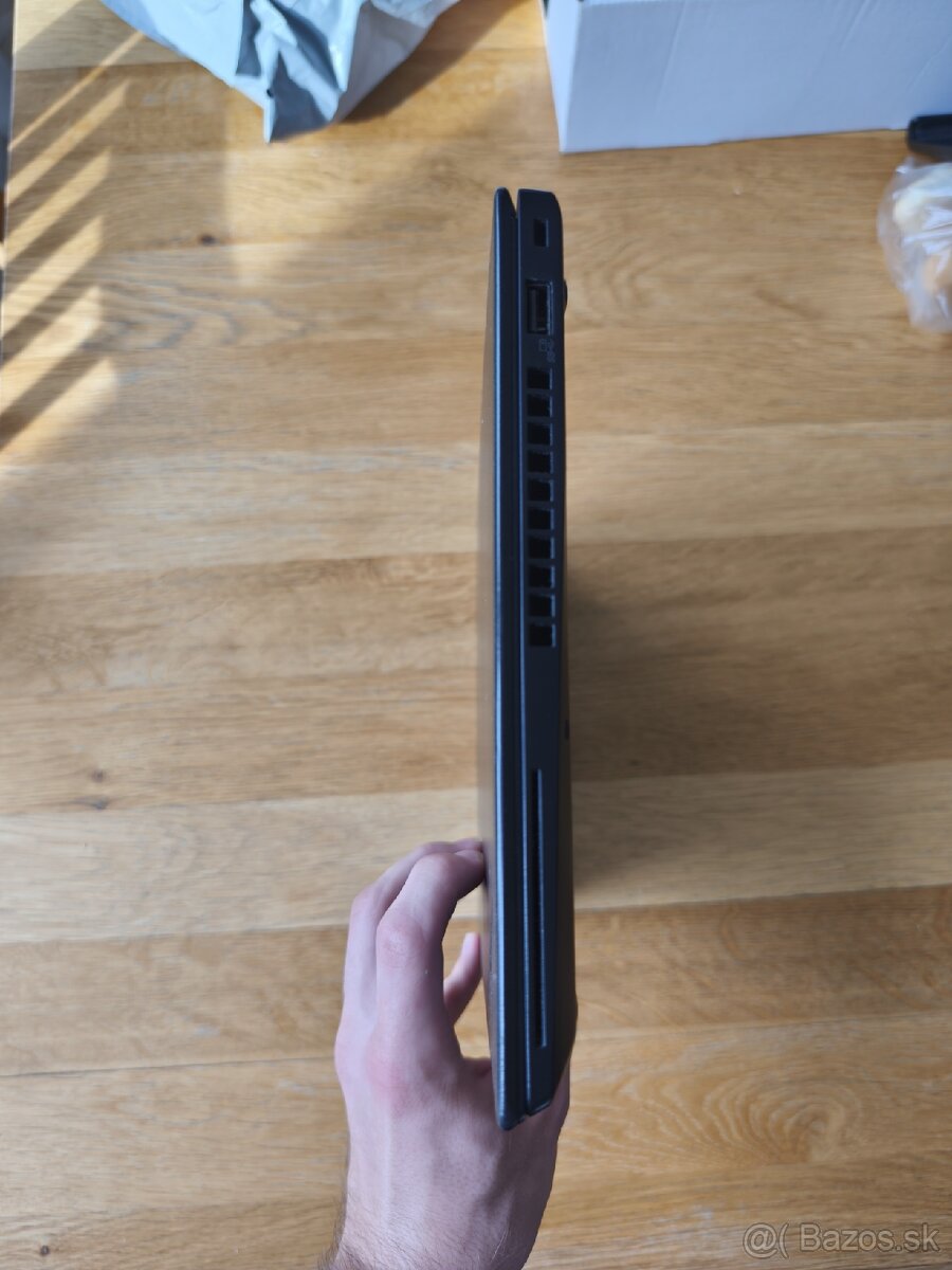 Lenovo ThinkPad A285 - 4