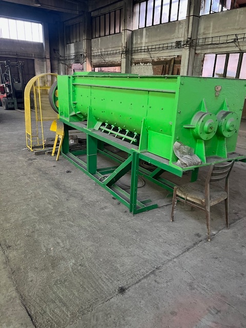 Dvojhriadeľový miešač DM 800 - 4