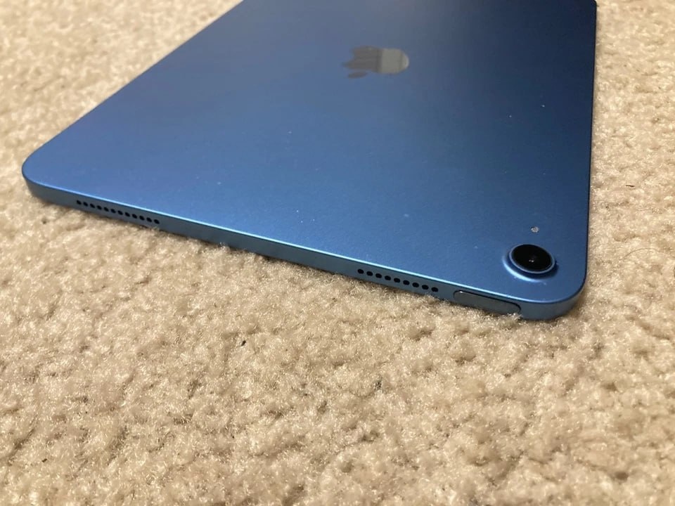 Apple iPad 11th Gen (A16) 256GB - 4