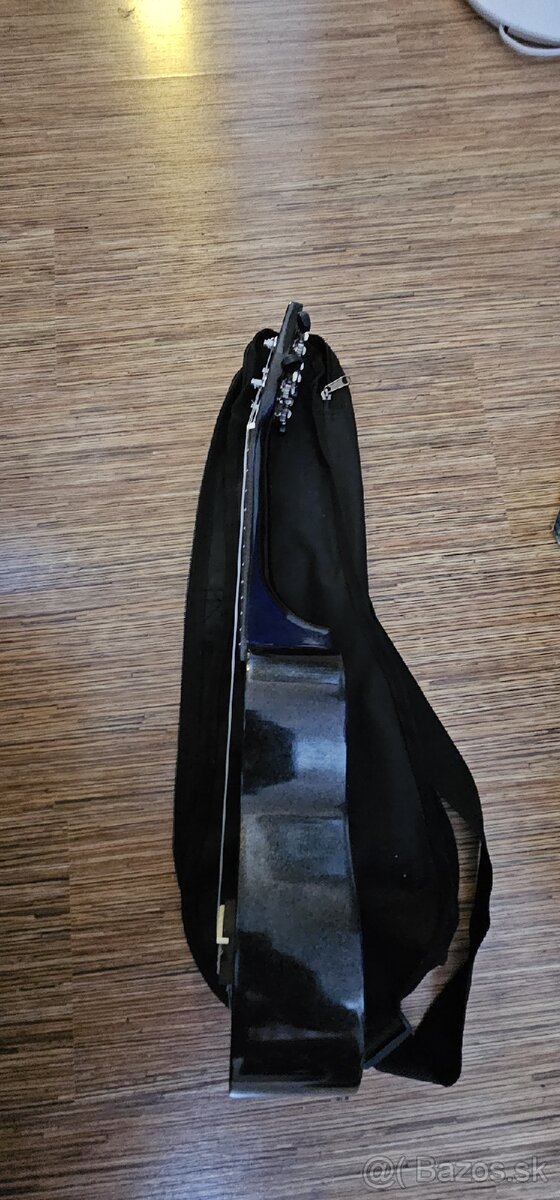 Soprano ukulele - 4