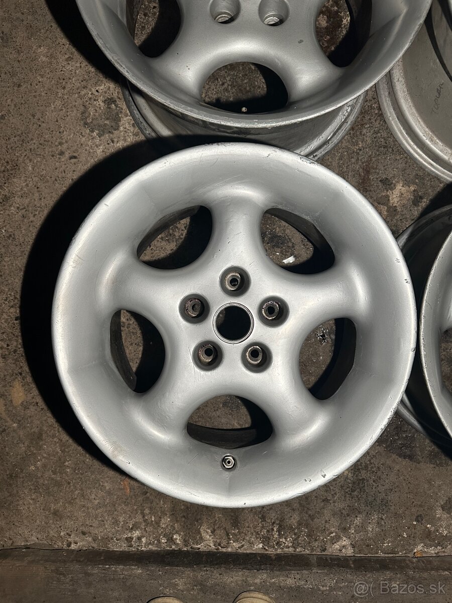 Fondmetal top1 R17 5x120 - 4
