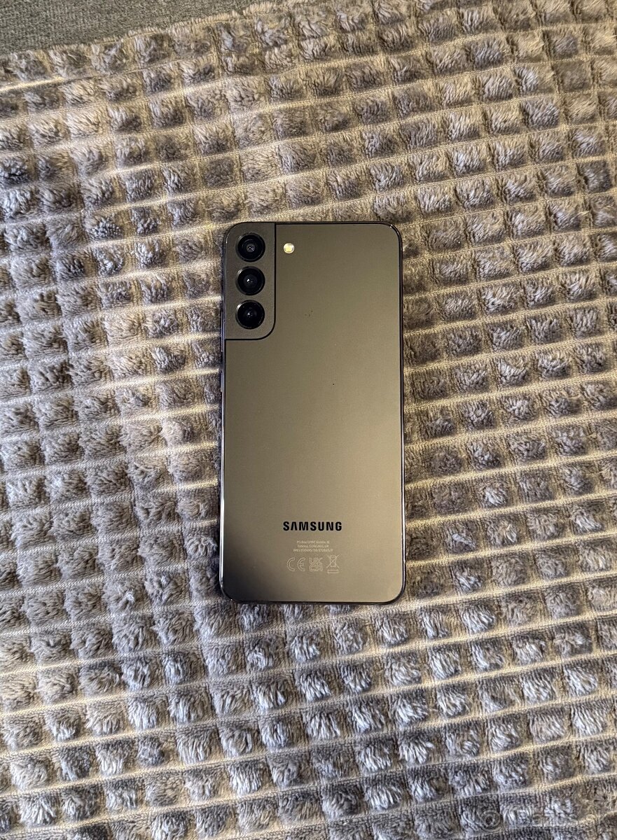 Samsung galaxy S22+ - 4