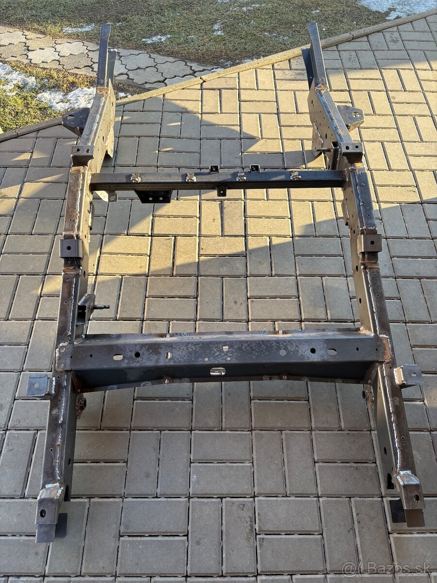 L200 nová polovica rámu r.v. 06-15 - 4