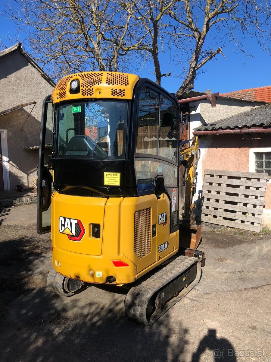 Caterpillar CAT 301.6 - 4