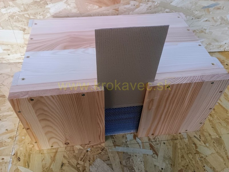 Predám plemenáče na včely – Langstroth, B, E - 4