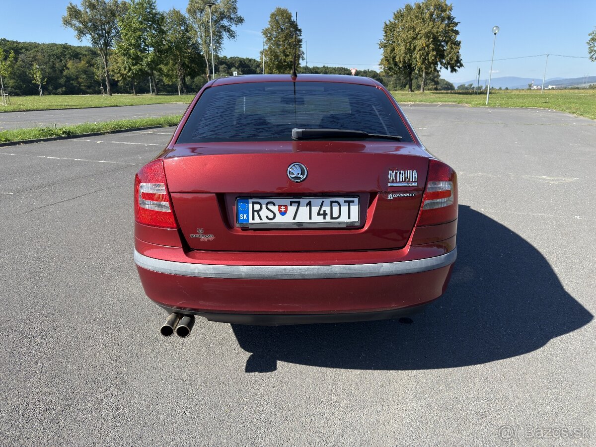 Škoda Octavia 1.6 FSI - 4