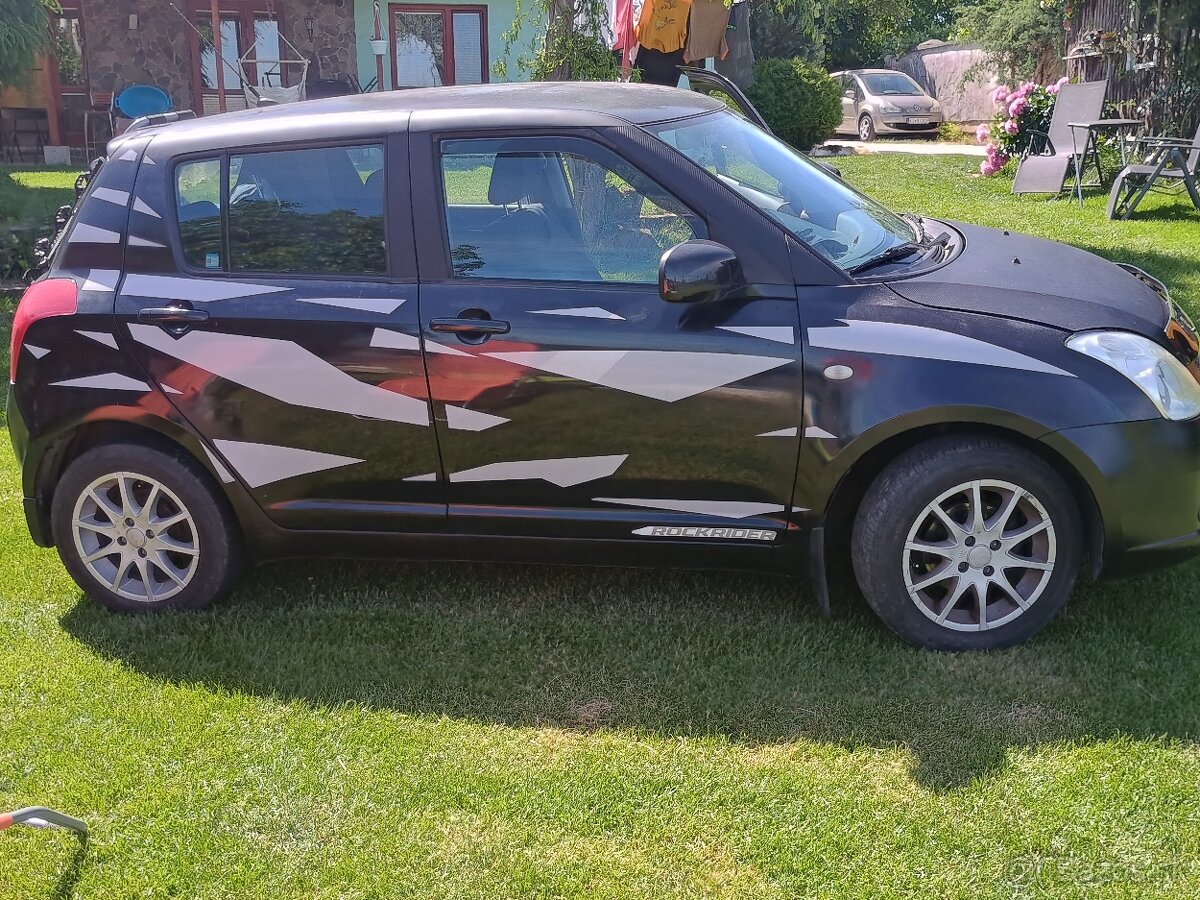 Suzuki Swift 4x4, 1,3 benzín - 4