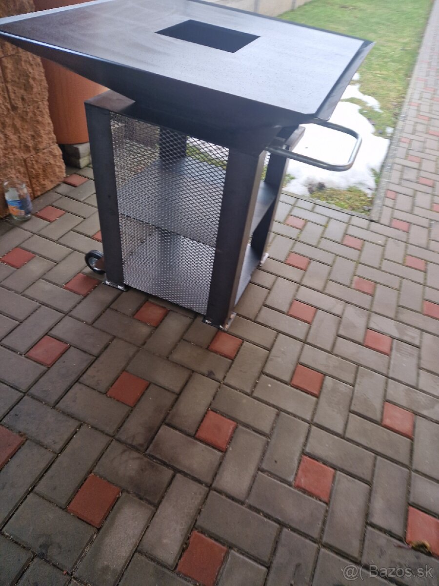 Stolový gril - 4