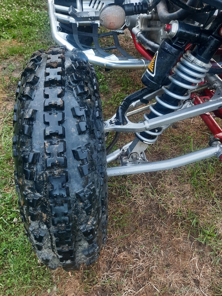 Yamaha Raptor 700 special edition