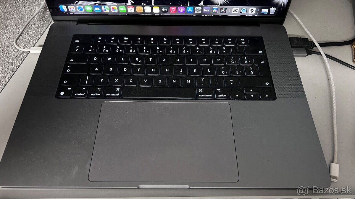 Macbook 16 PRO M1 2021 512GB - 4