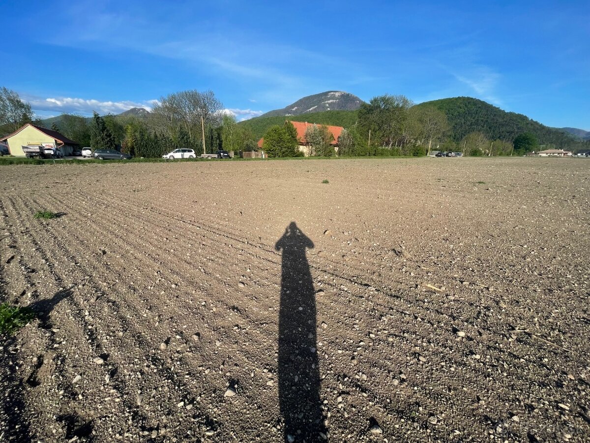 Veľký pozemok s podielom na príjazdovej ceste - Blatnica - 4