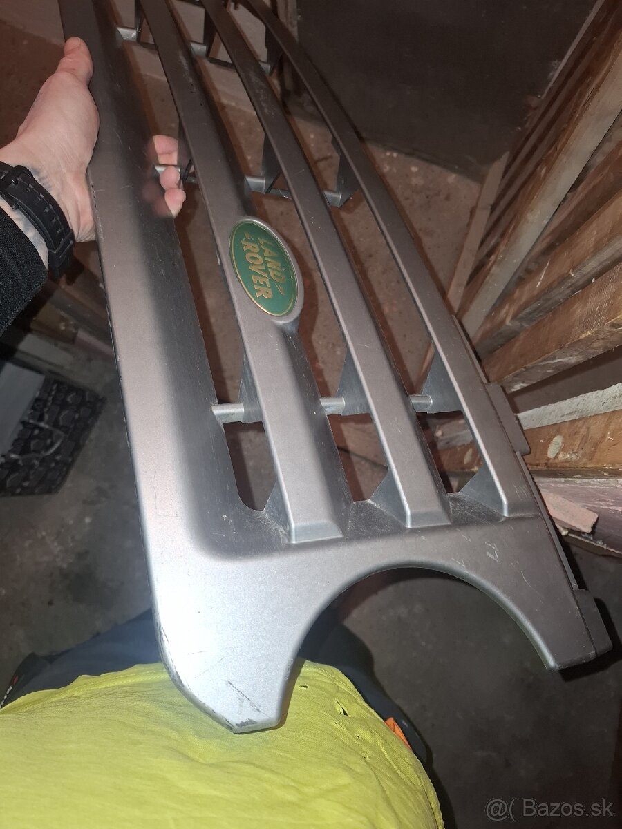 Land Rover predná maska L322 - 4