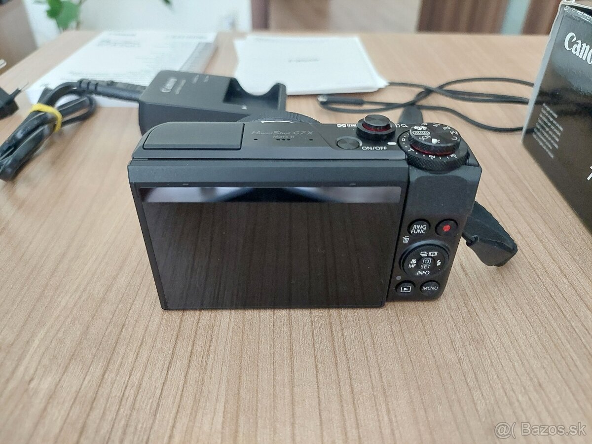 Canon PowerShot G7 X Mark II - 4