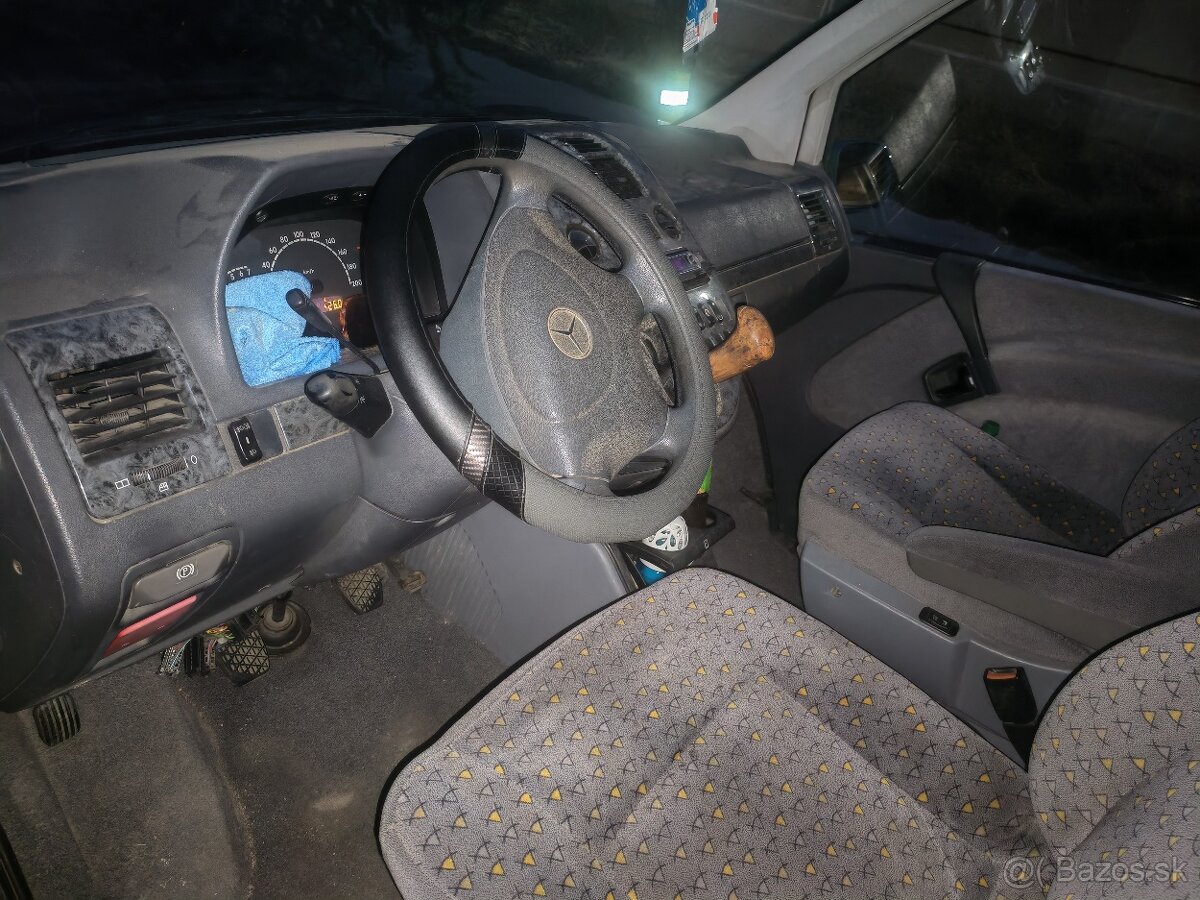 Na predaj Mercedes -Benz - 4