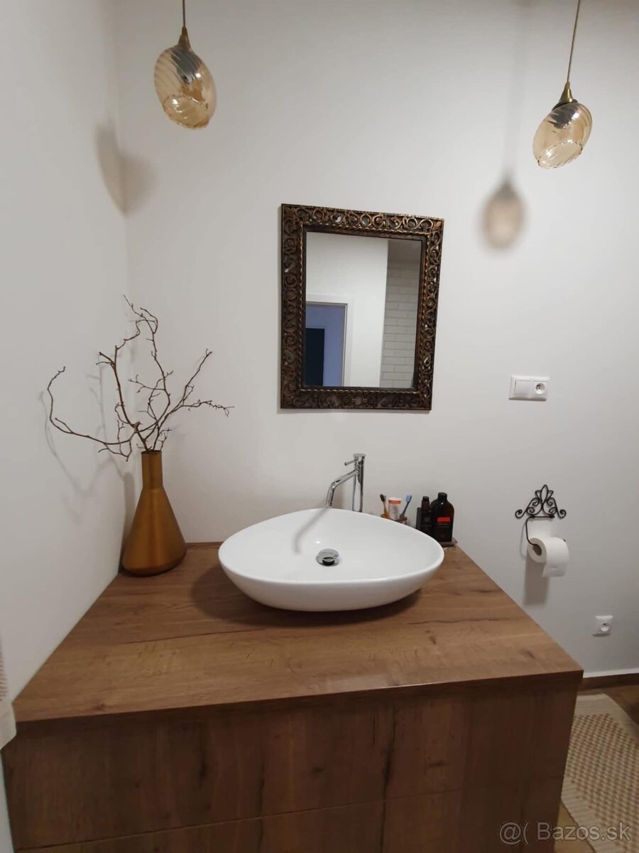 Prenájom 2-izbového bytu (63m2) Nové Zámky, Nábrežná ul. - 4