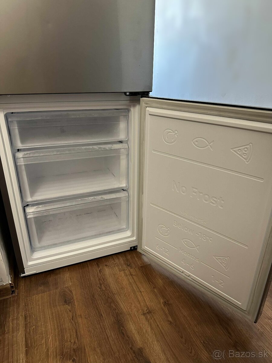 Kombinovaná chladnička SAMSUNG v záruke - 4