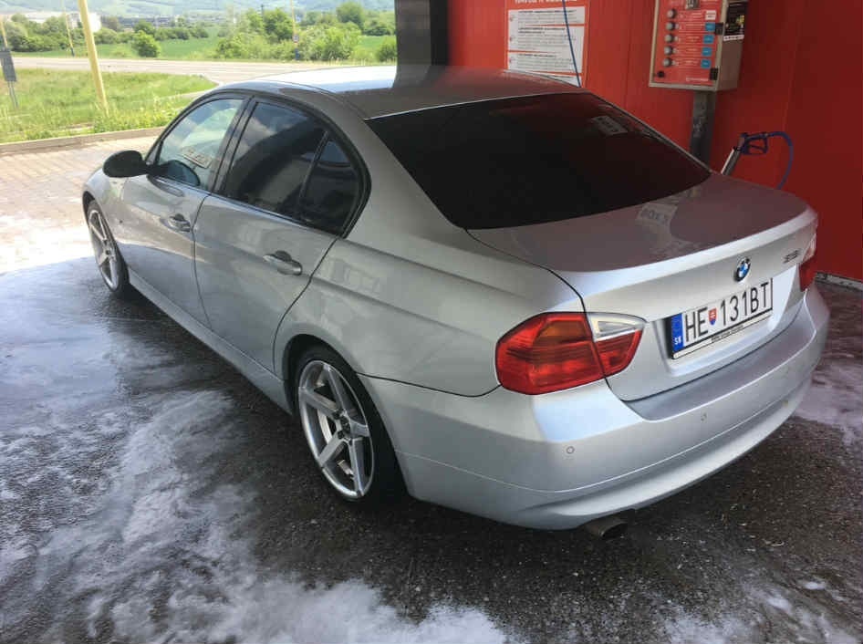 BMW E90 - 4