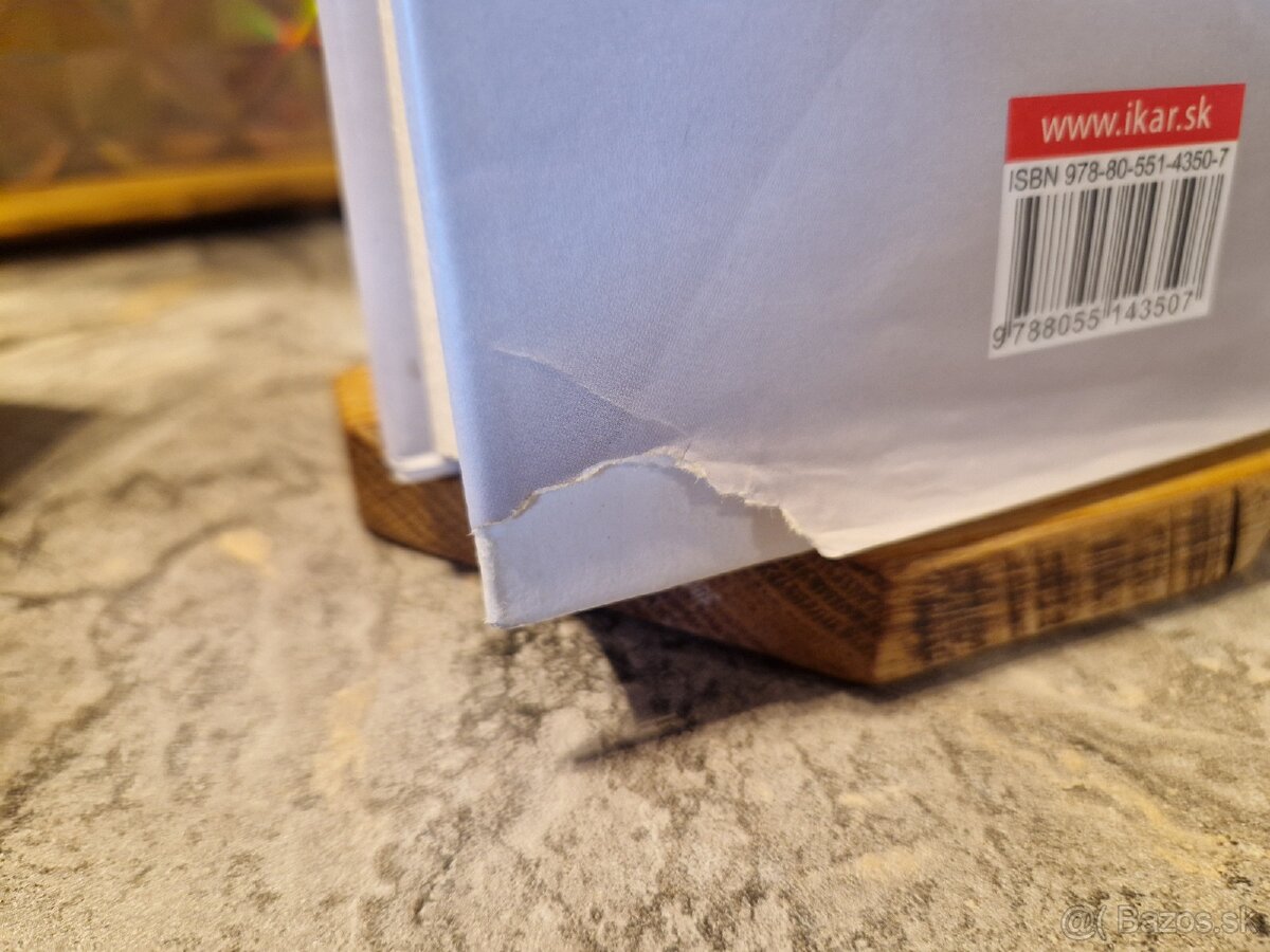 Kniha Čierne klamstvá - 4