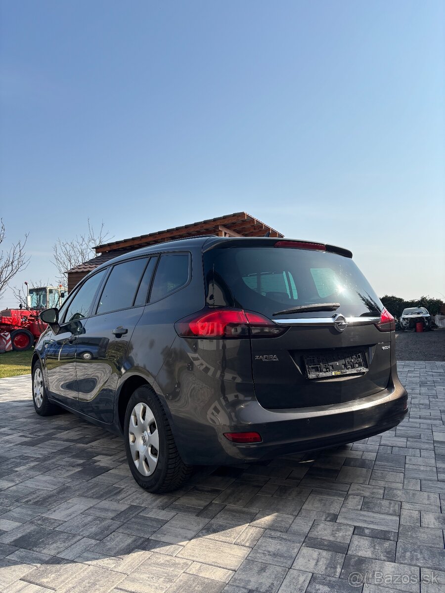 Opel Zafira - 4