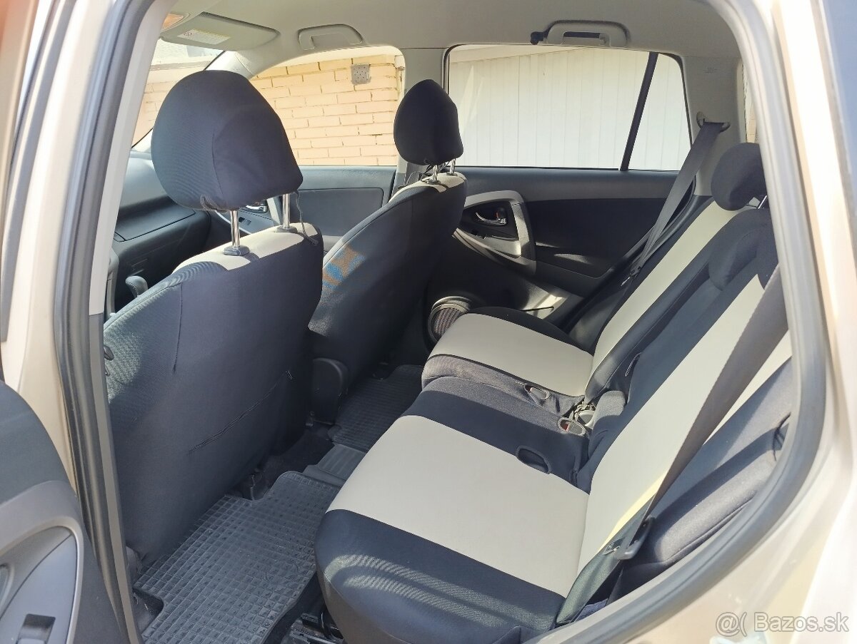 Toyota RAV4 D-D 44 - 4