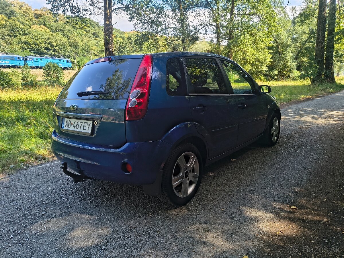 Ford Fiesta 1.6 Benzin AUTOMAT - 4