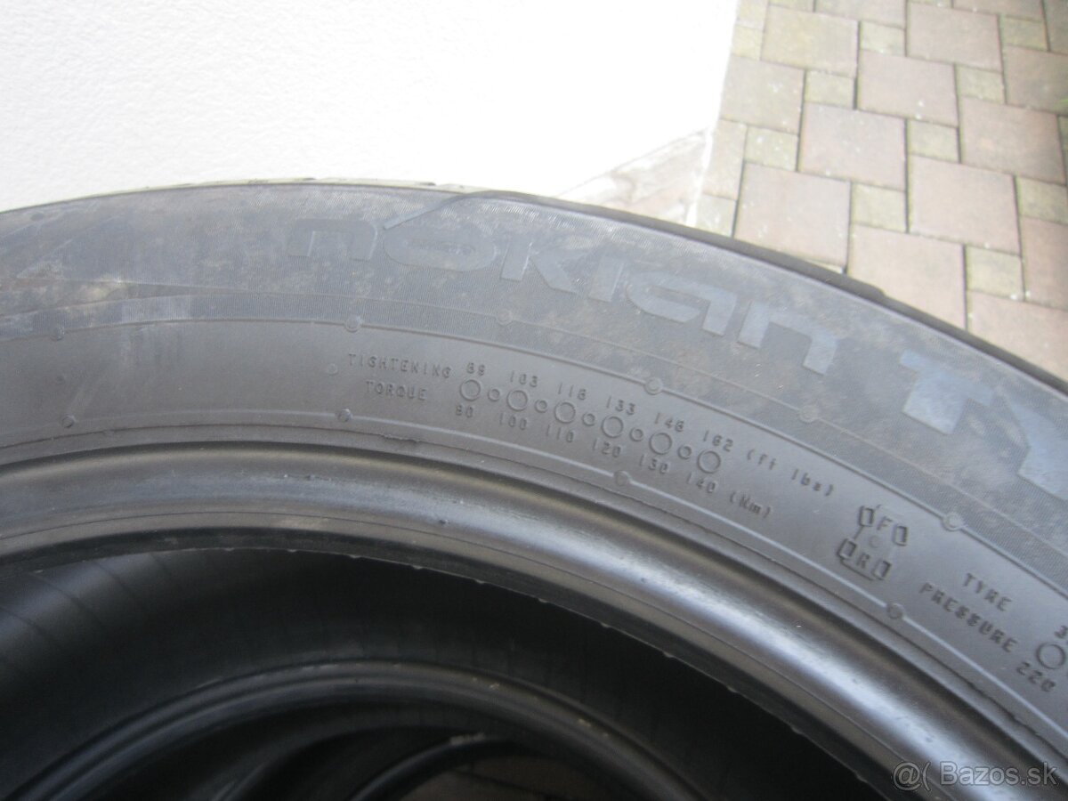 215/55R17 98W letne pneu Nokian Powerproof, dezen 5 - 6mm - 4