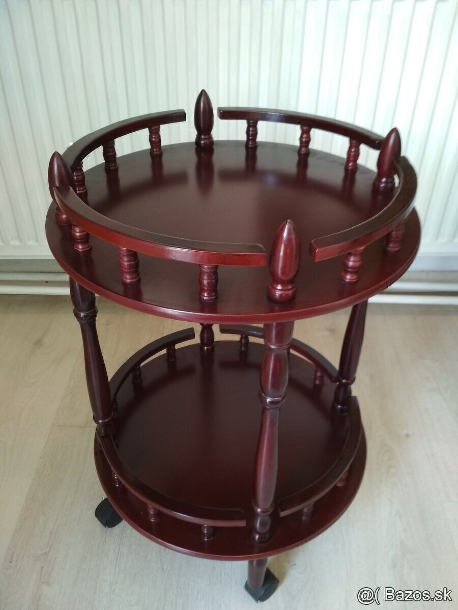 Barový stolik na kolieskach - 4