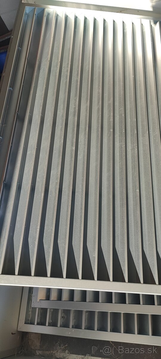 Žalúzia do brány - 4