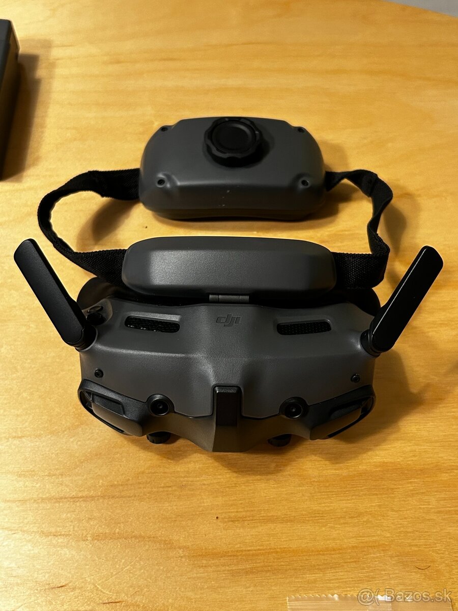 Dron DJI Avata 2 Fly More Combo - 4