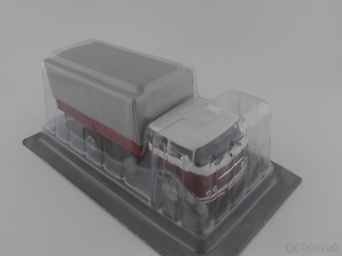 Škoda 706 RT, Robur LO3000 1/43 - 4