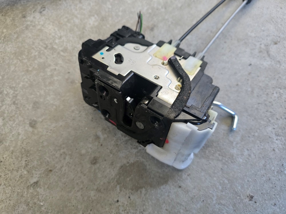 Zámok dverí Hyundai i20 - 4