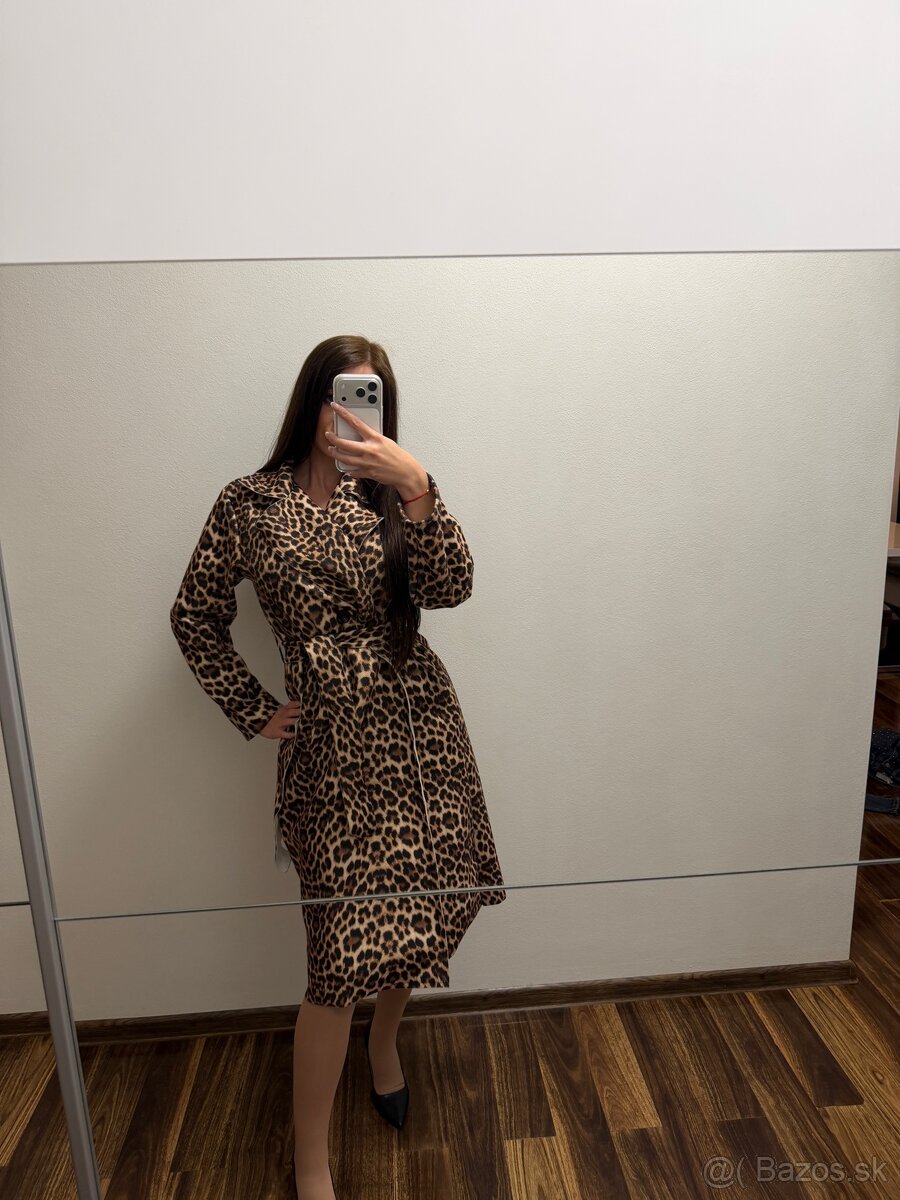 Kabát s leopardím vzorom - 4