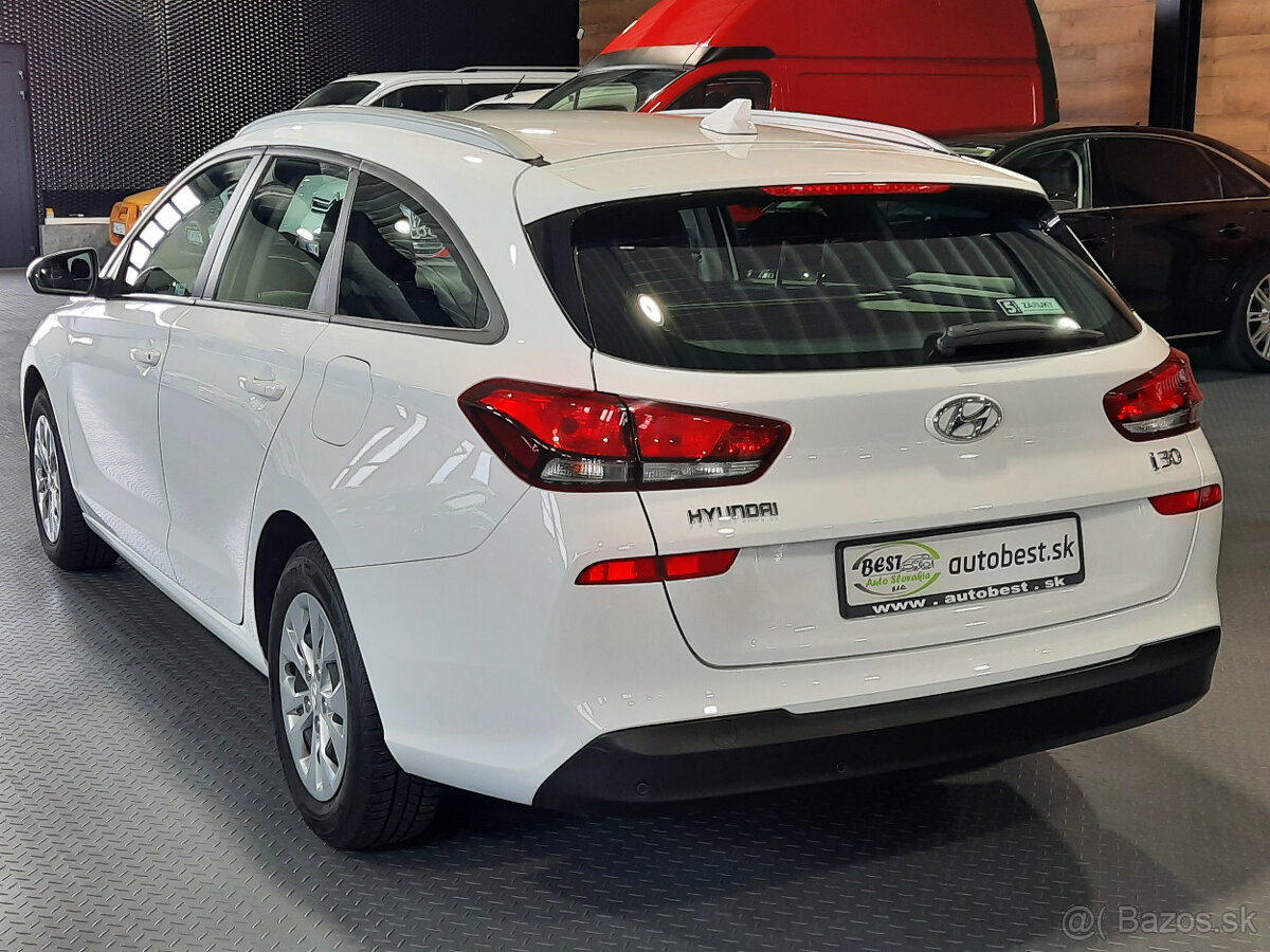 Hyundai i30 CW 1.5i CVVT Classic - 4