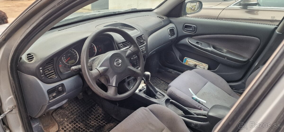 Nissan Almera 1.5 - 4