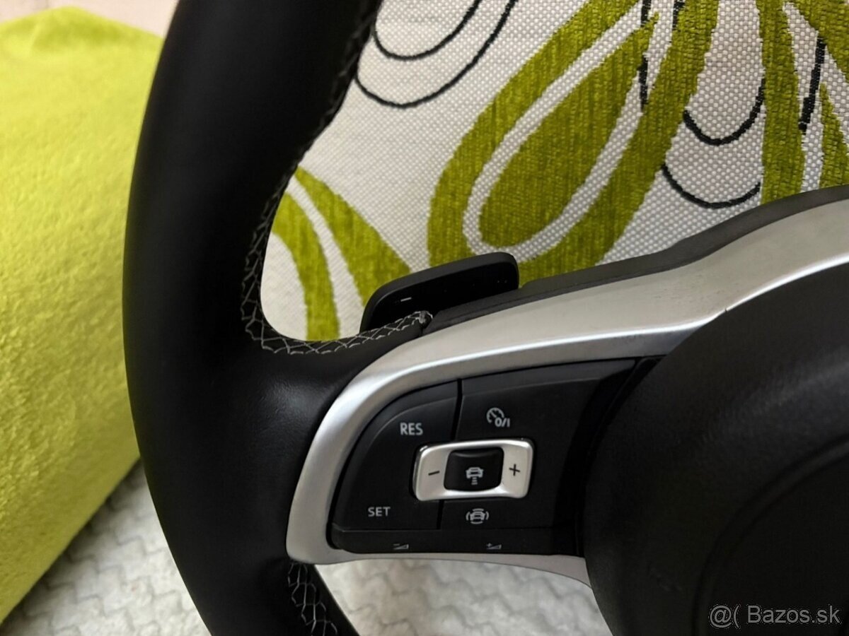 R-line VOLANT VOLKSWAGEN R RLINE kožený BIELE PREŠÍVANIE - 4