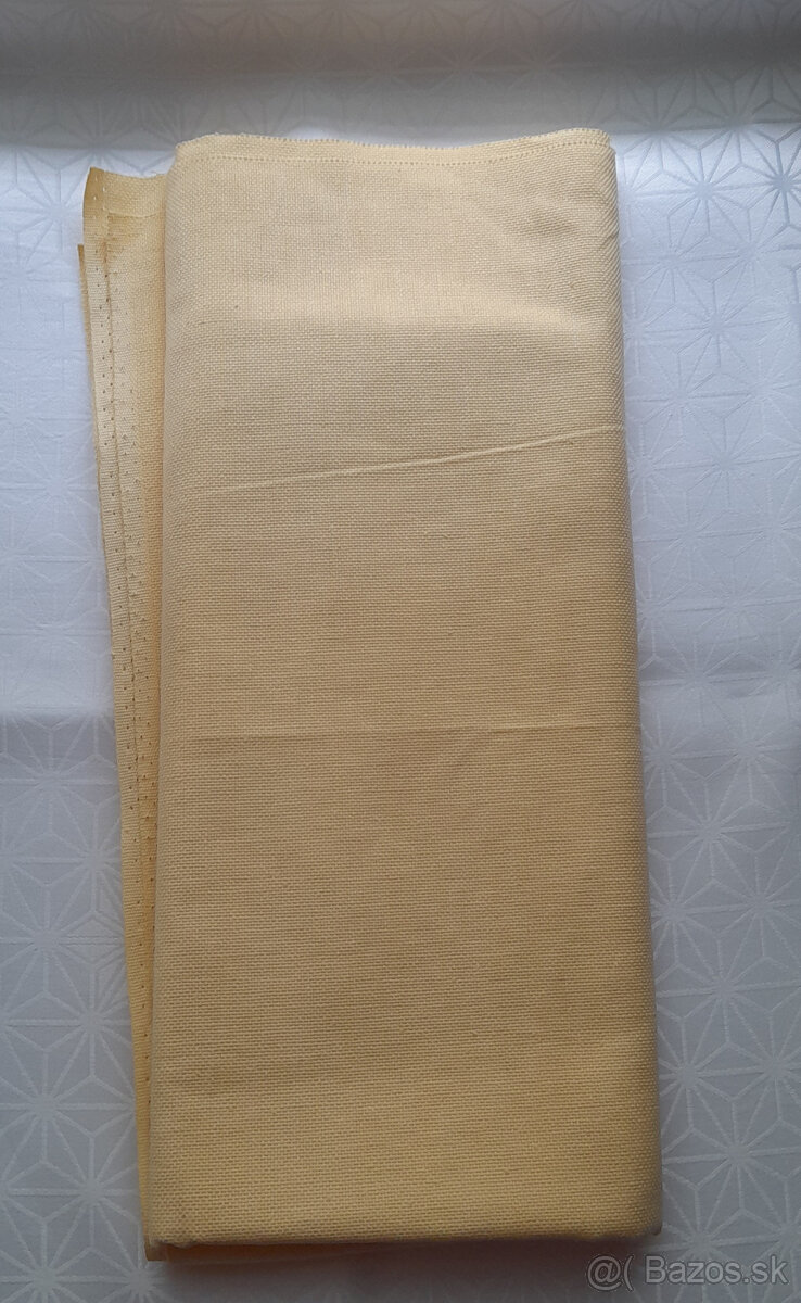 Bavlnky na vyšívanie a látky na vyšívanie - 4