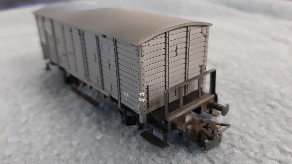 Vláčiky - model krytého vozňa Fleischmann H0 - 4