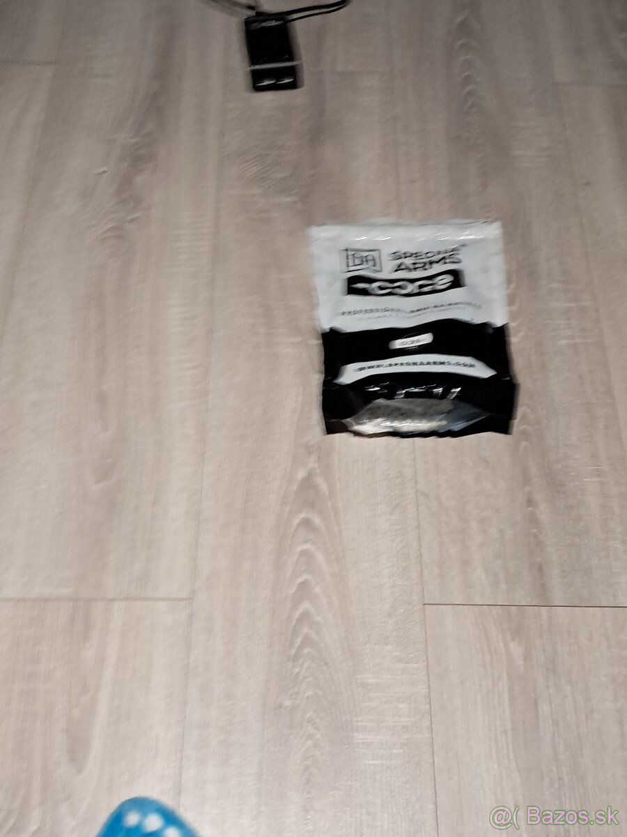 Airsoftová zbraň - 4