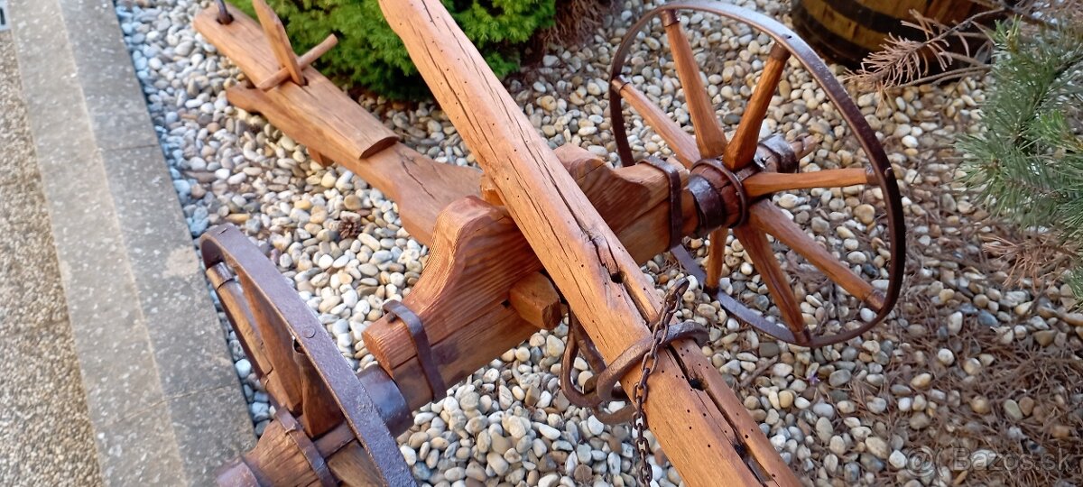 Starý drevený konský pluh 5 - 4