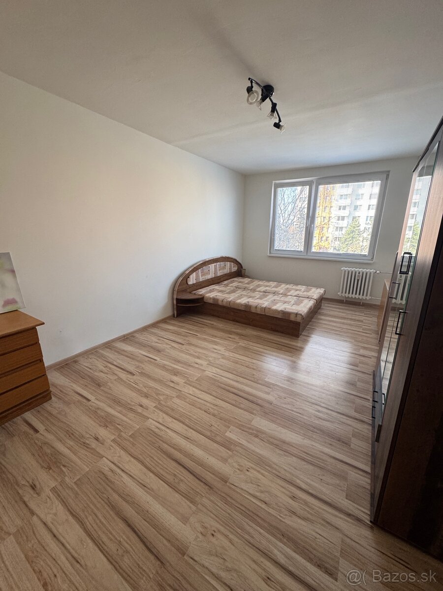 PRENÁJOM 2-i byt Sereď - 4