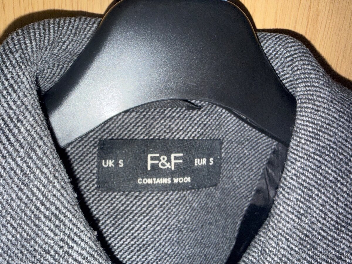 Jesenný kabát F&F - 4