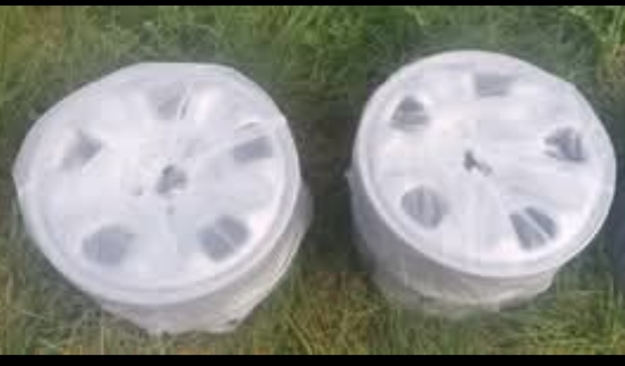 DUSTER 35eur plechový disk ORIGINÁL Renault Veľkosť disku 16 - 4