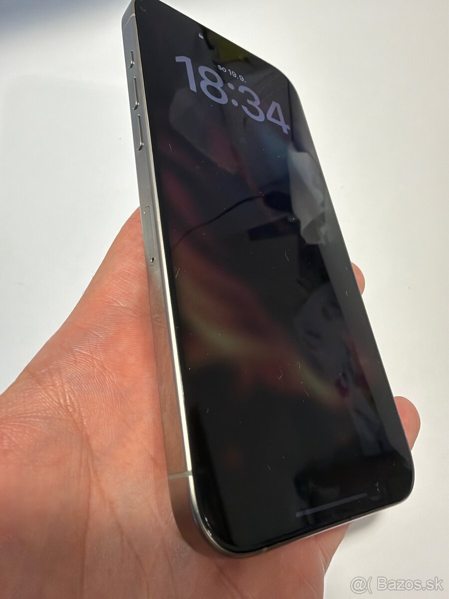 iPhone 15 Pro Max - 4