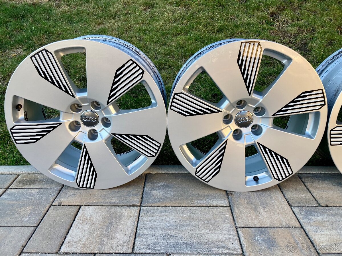 Alu disky org AUDI 5x112 8,5J ET36 R19 - 4