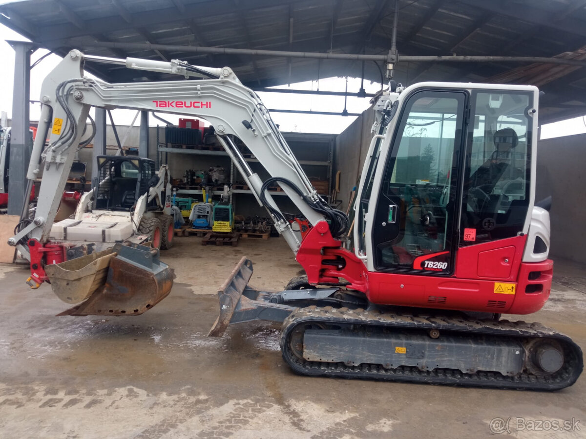 TAKEUCHI TB260 DIESEL - 4