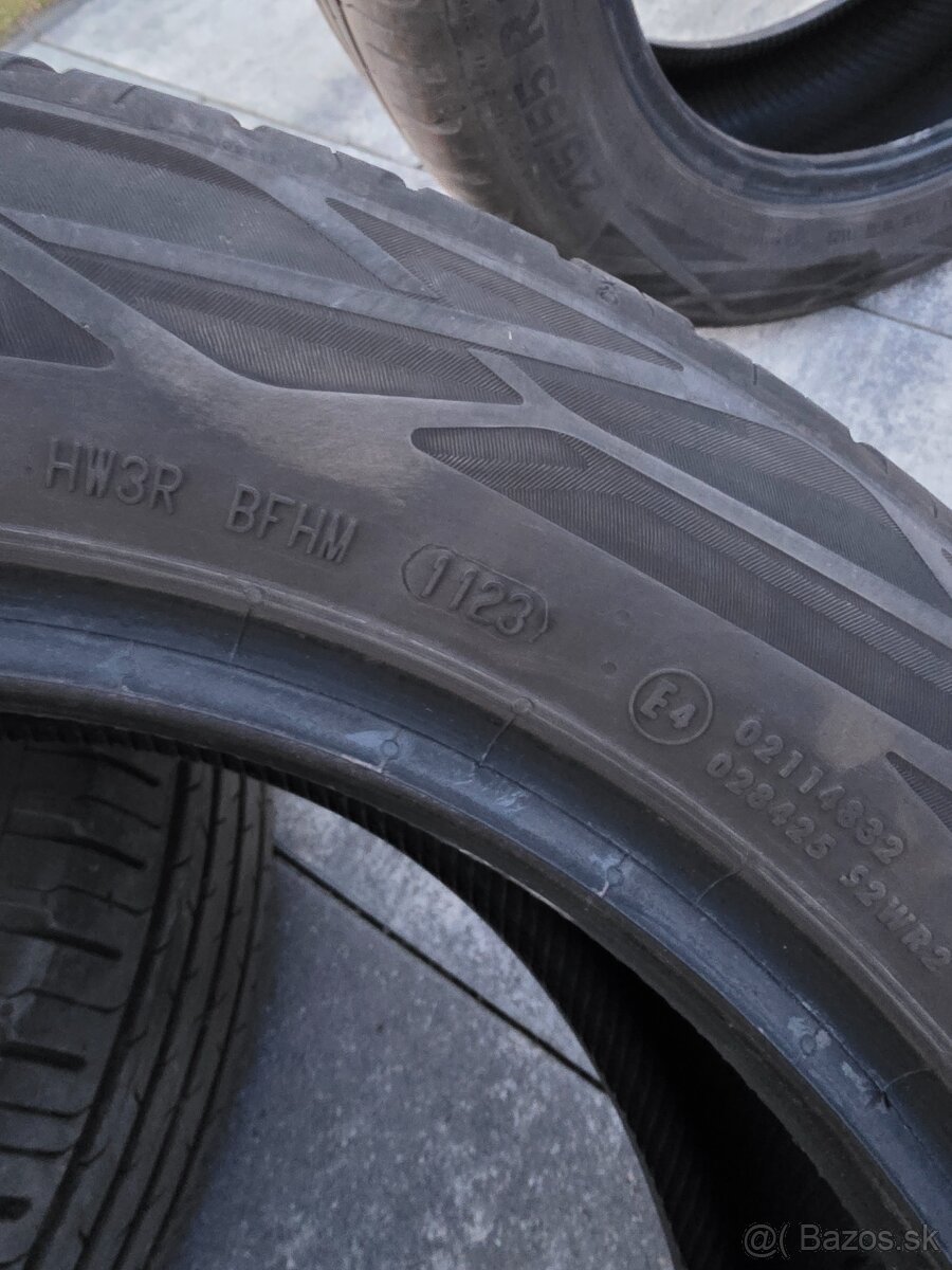 Continental 215/55 R17 V - 4