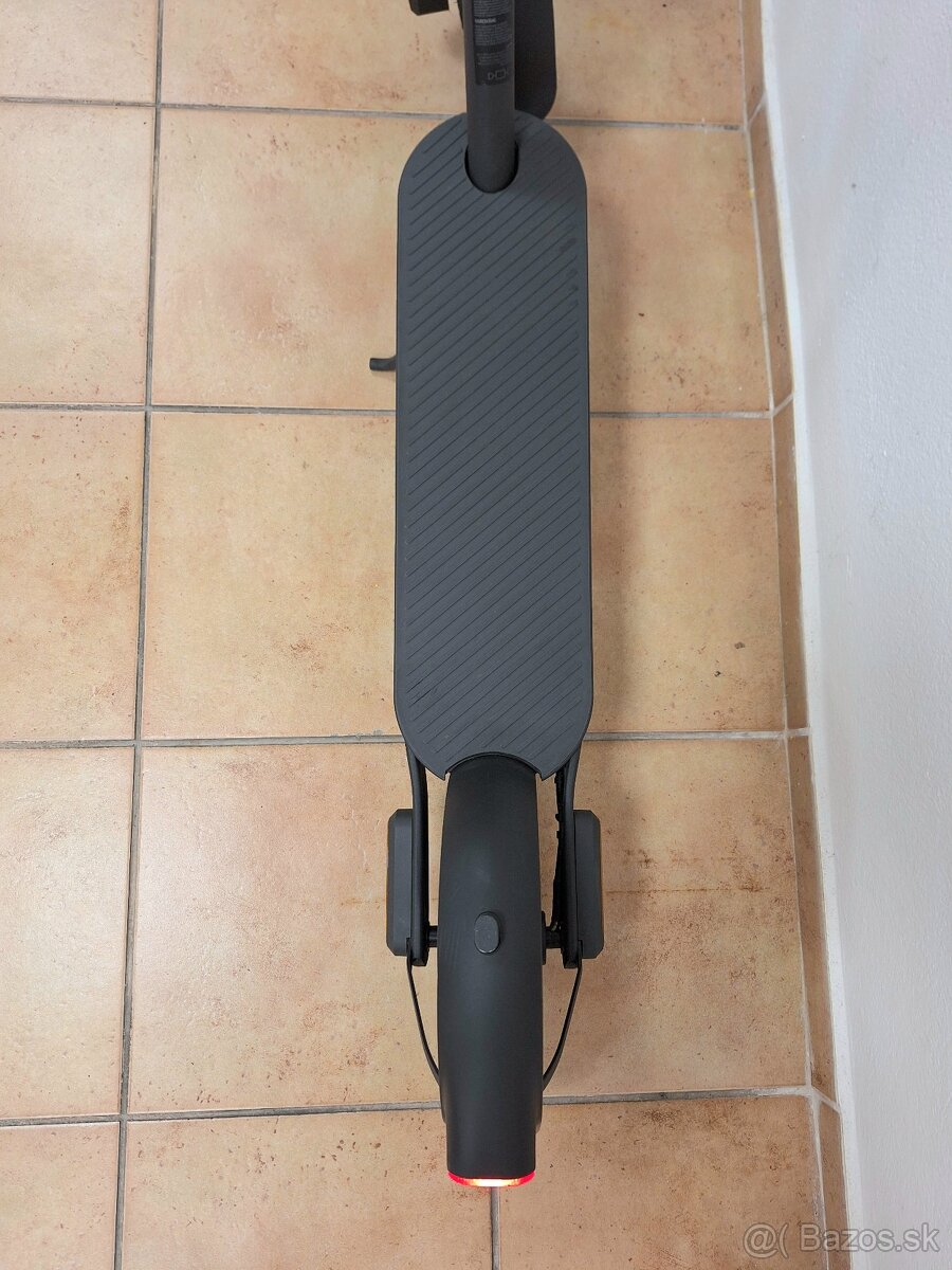 Xiaomi Electric Scooter Elite, záruka do 9/2027 - 4