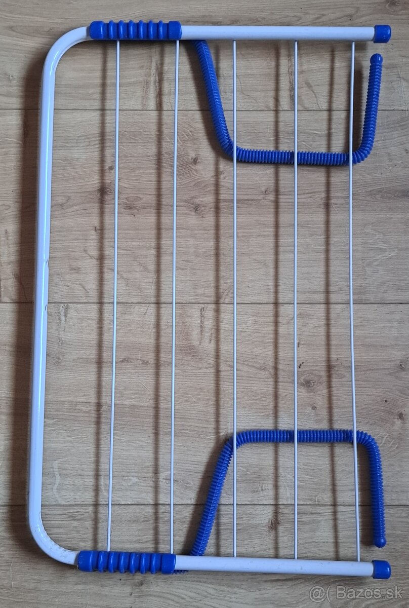 Kôš na bielizeň,Vešiak, sušiak na prádlo na radiátor, balkón - 4