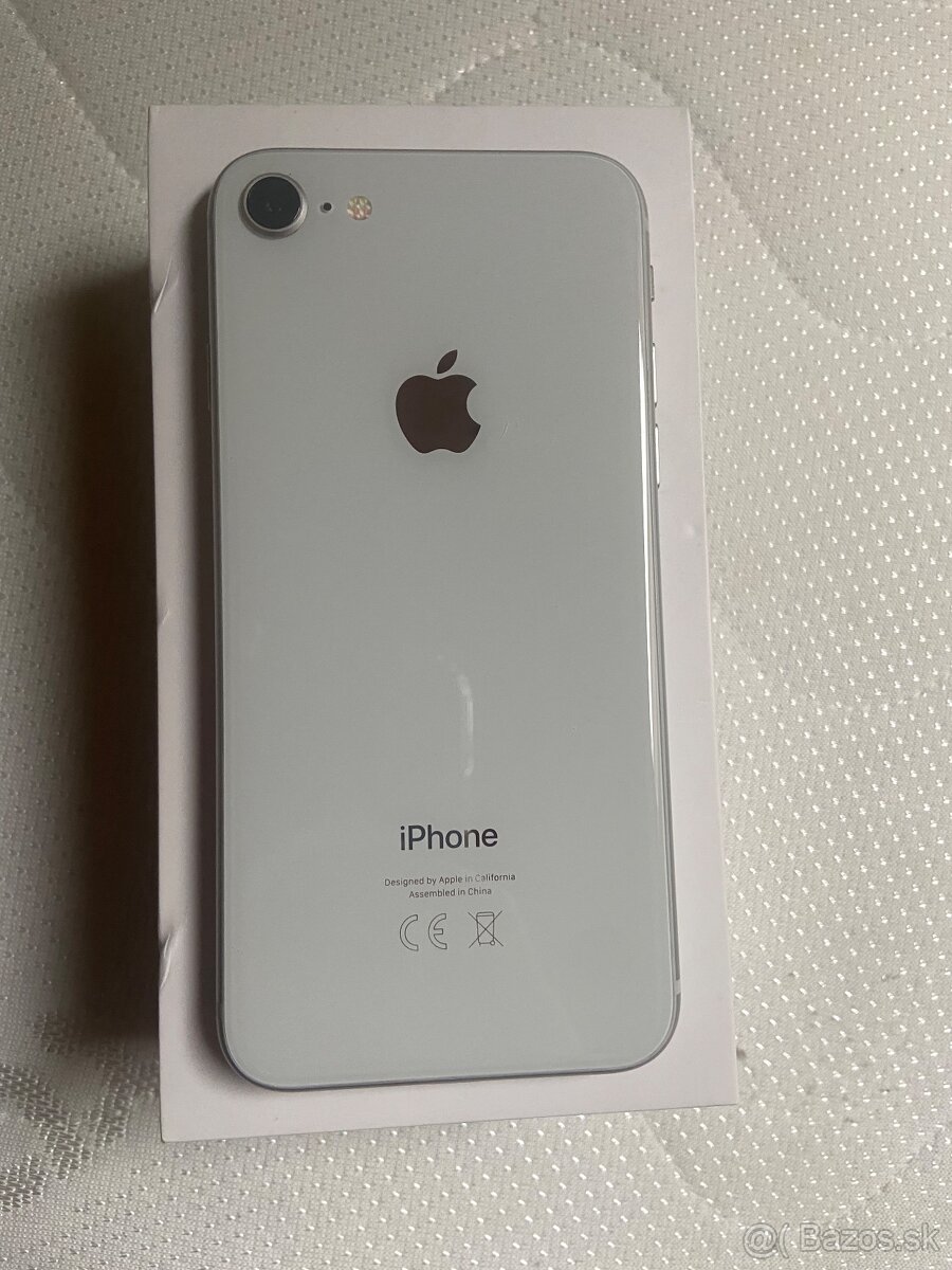 Apple iPhone 8 biely - 4