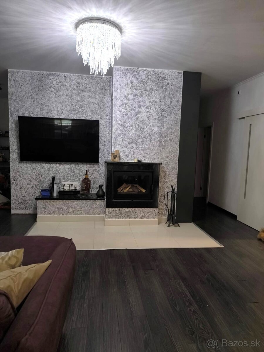 Rodinný dom s bazénom 10 min. od Levíc - 4